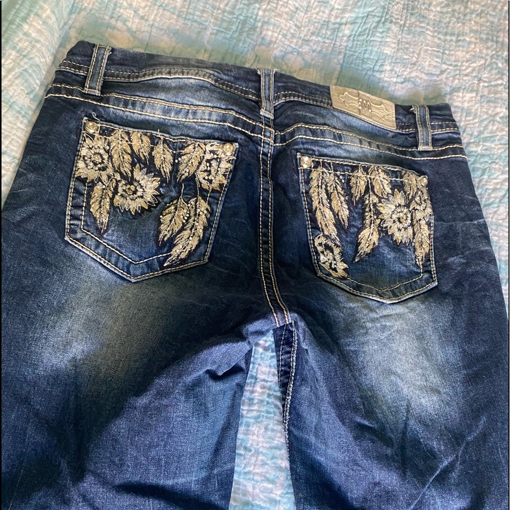 Miss Me- Mid Rise, Easy Crop Jeans, Size 31
